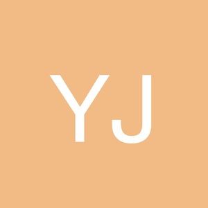 Meet your Posher, Yolly